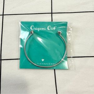 WOMEN: origami owl bangle bracelet